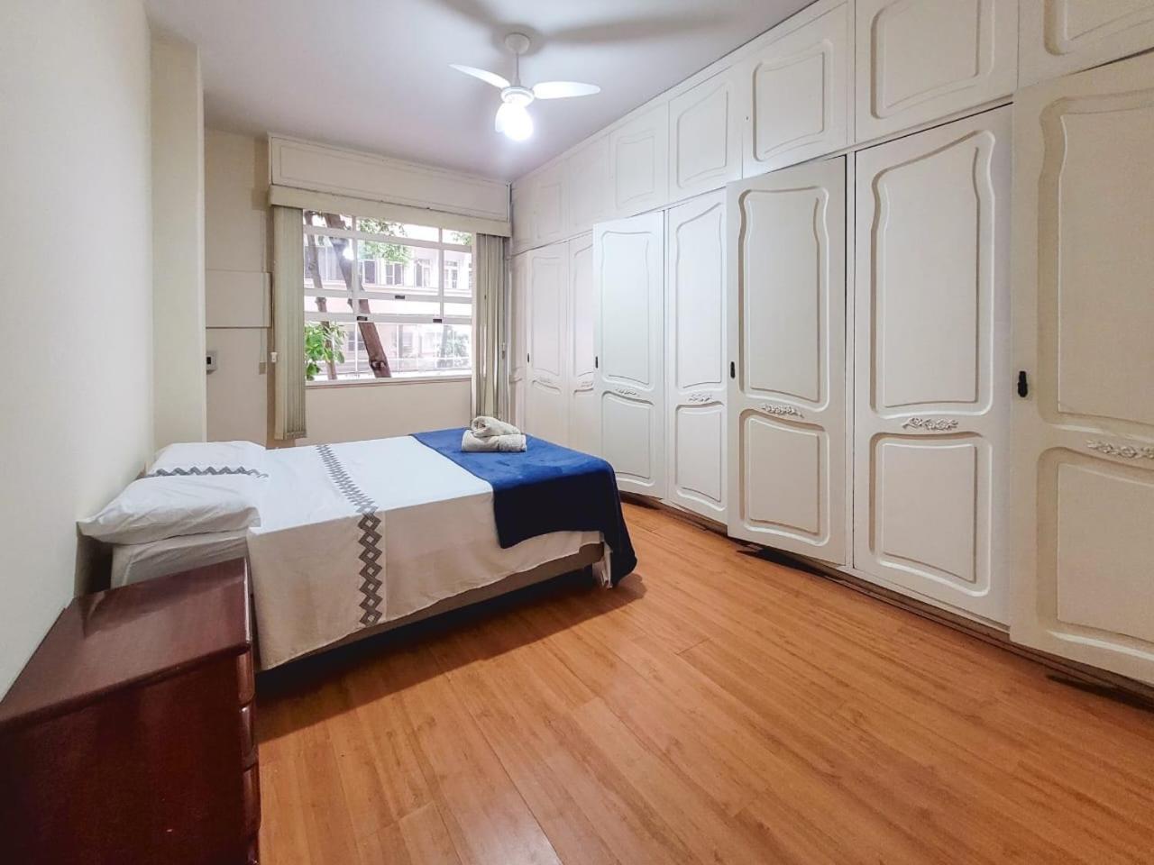 Real 329 - 3 Bedrooms And 3 Bathrooms In Copacabana Apartamento *